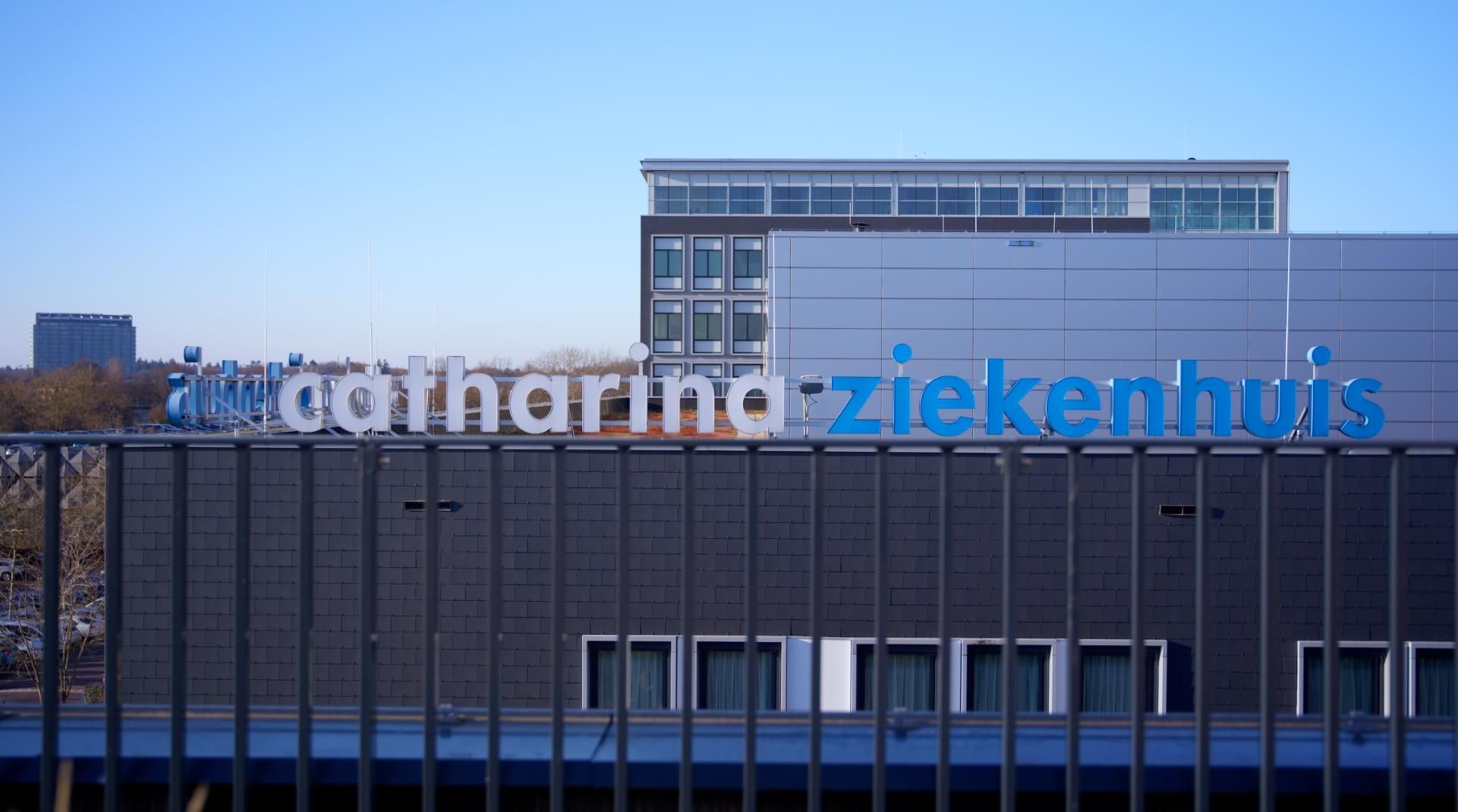 Het Dubbelmasker Op Het Ok